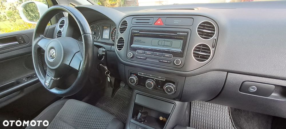 Volkswagen Golf Plus - 17