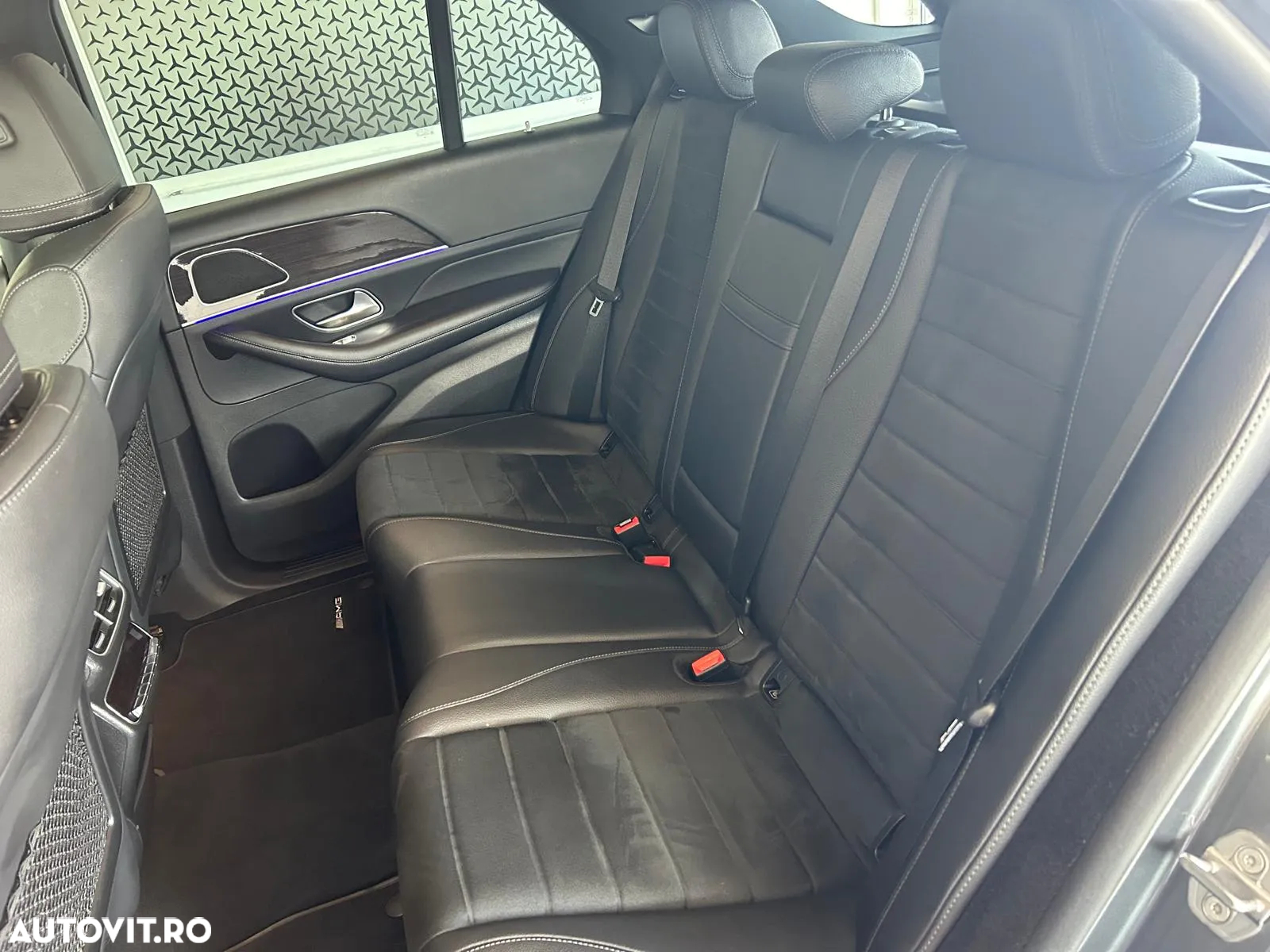 Mercedes-Benz GLE 350 d 4Matic 9G-TRONIC AMG Line - 15