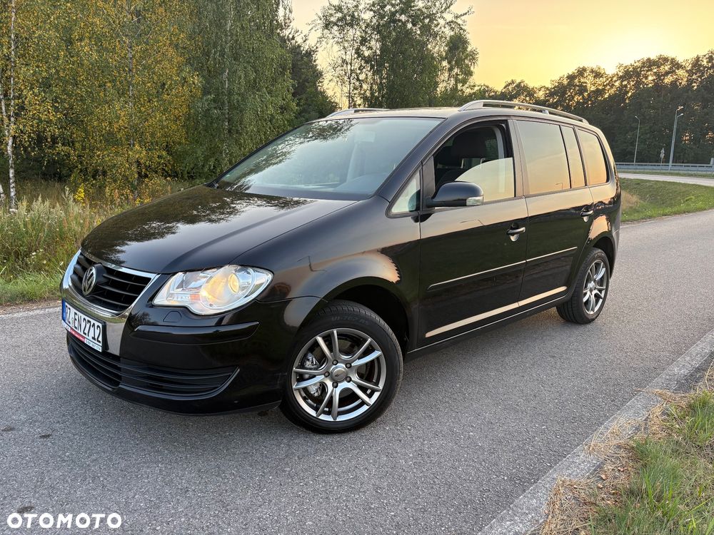 Volkswagen Touran - 2