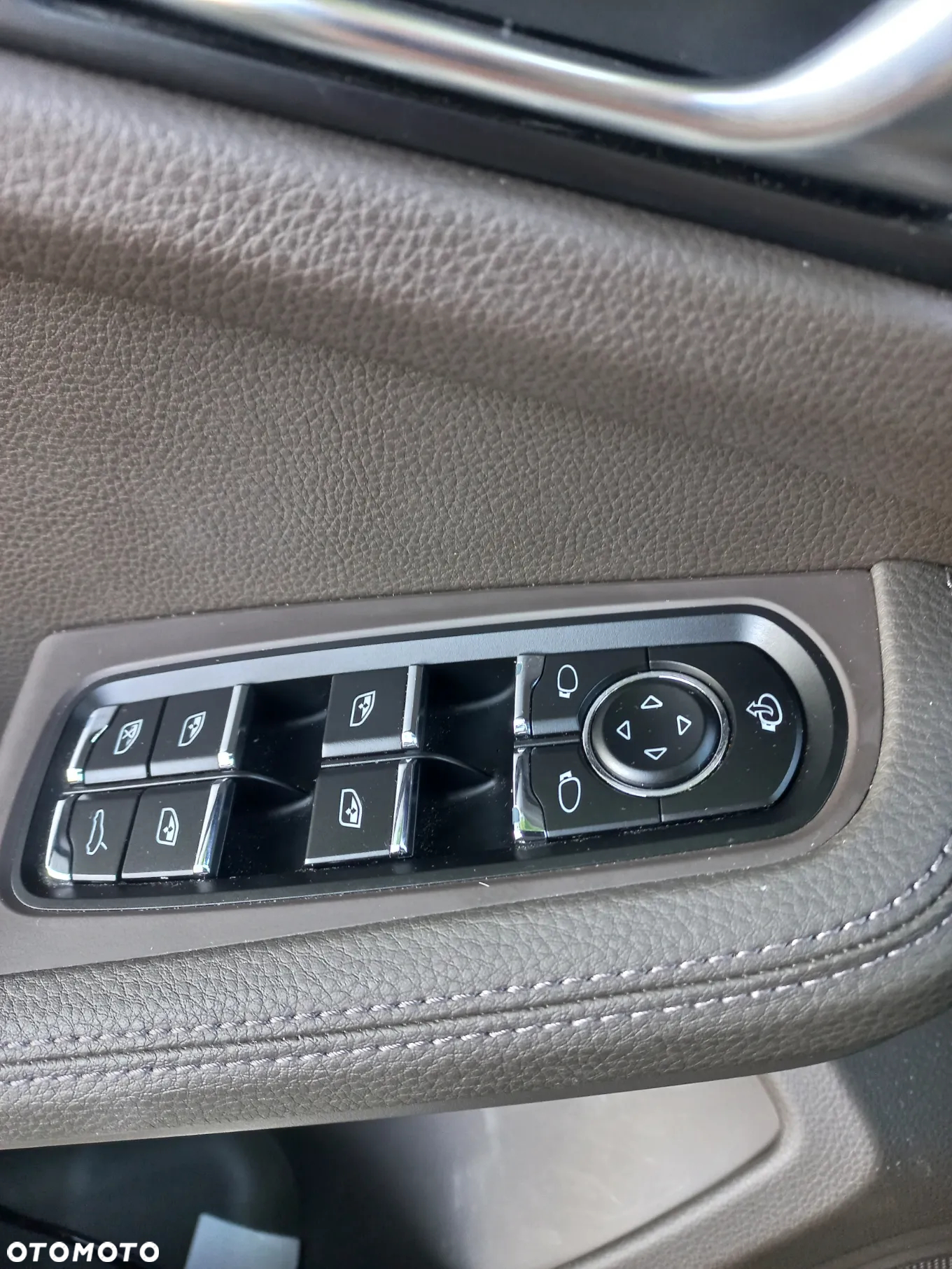 Porsche Macan Standard - 10