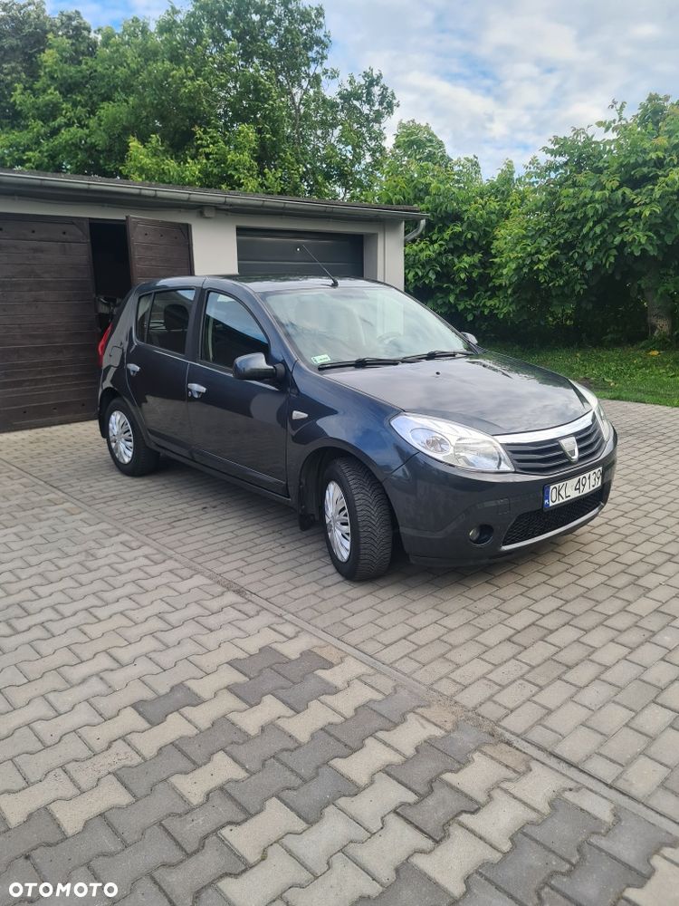 Dacia Sandero - 1