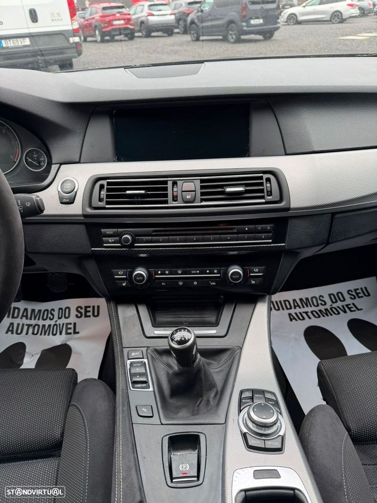 BMW 525 d Pack M - 22