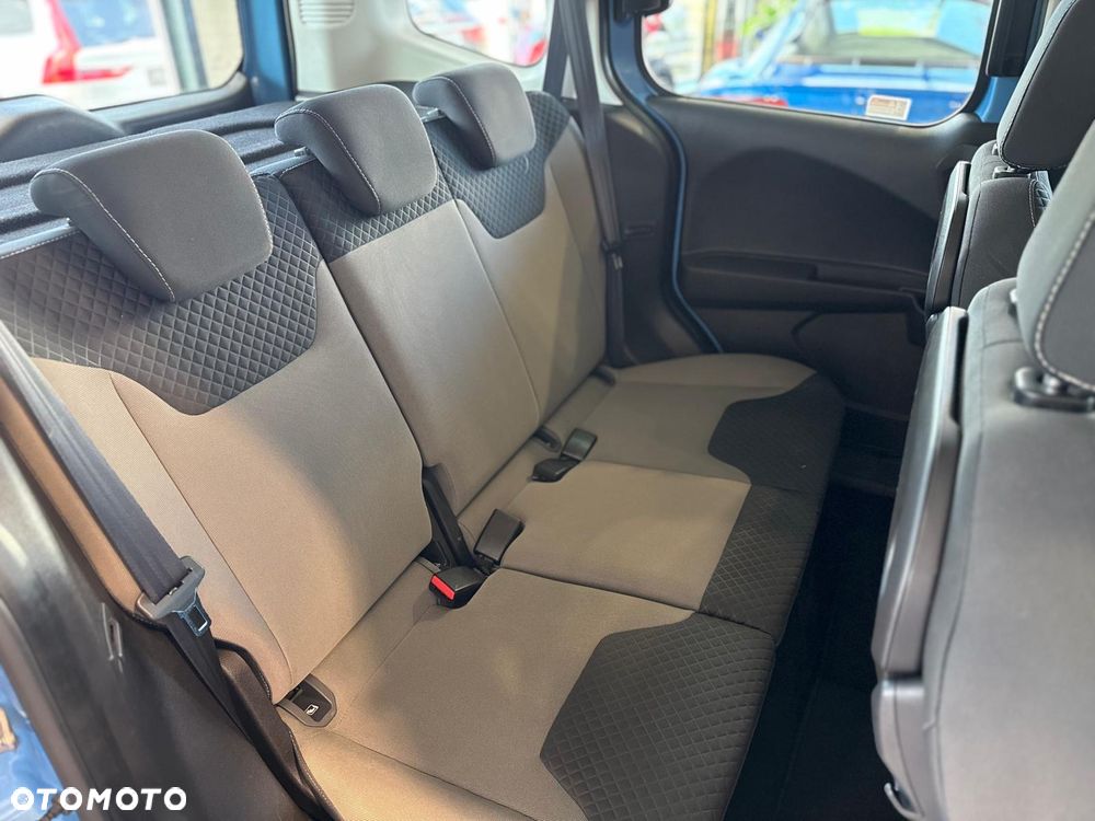 Ford Tourneo Courier 1.0 EcoBoost Ambiente - 17