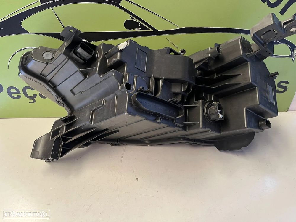 DS3 CROSSBACK LIFT FAROL LED DIREITO - FF671 - 4