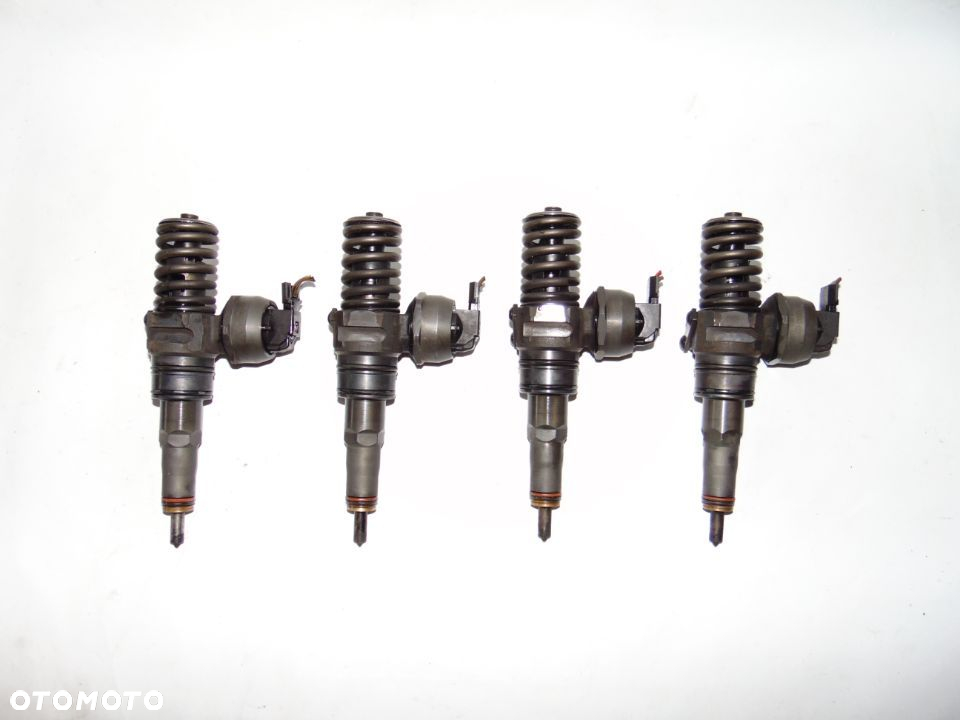 Wtrysk wtryskiwacz paliwa AVB ATD 038130073AJ VW Passat B5 Golf Audi A4 B6 Fabia 1.9 TDI - 2