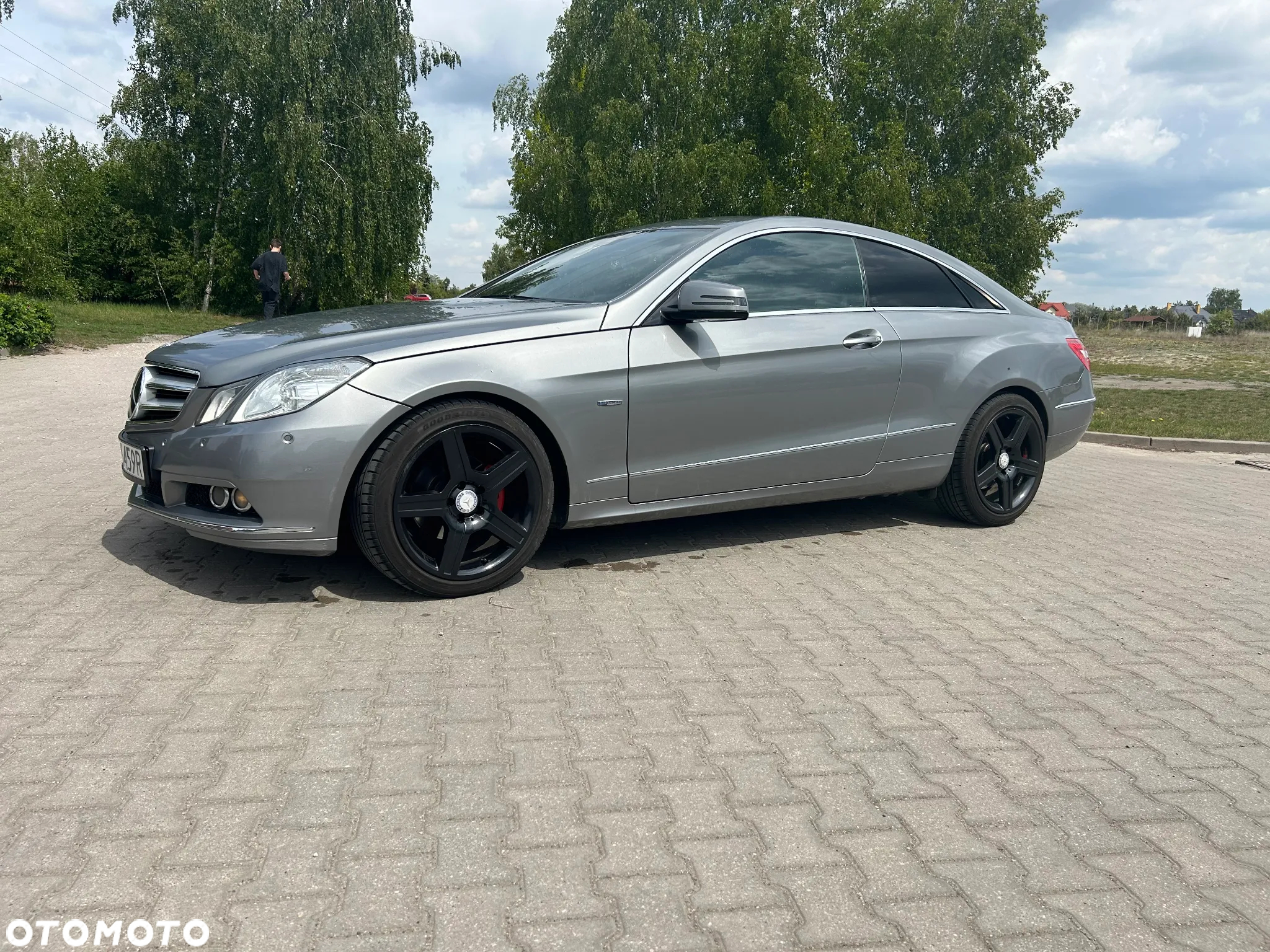 Mercedes-Benz Klasa E 250 CGI BlueEffICIENCY - 3