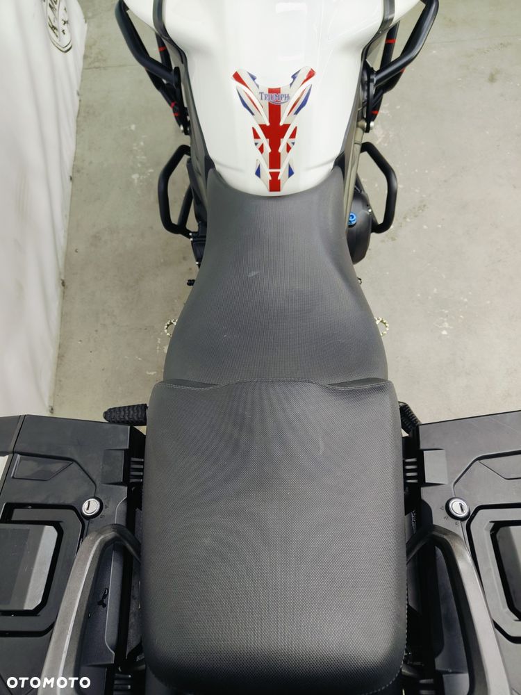 Triumph Tiger - 14