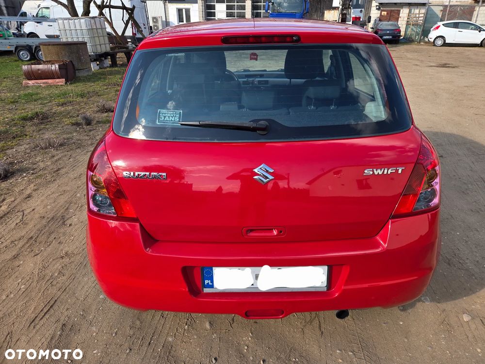 Suzuki Swift 1.3 DDiS Comfort - 5
