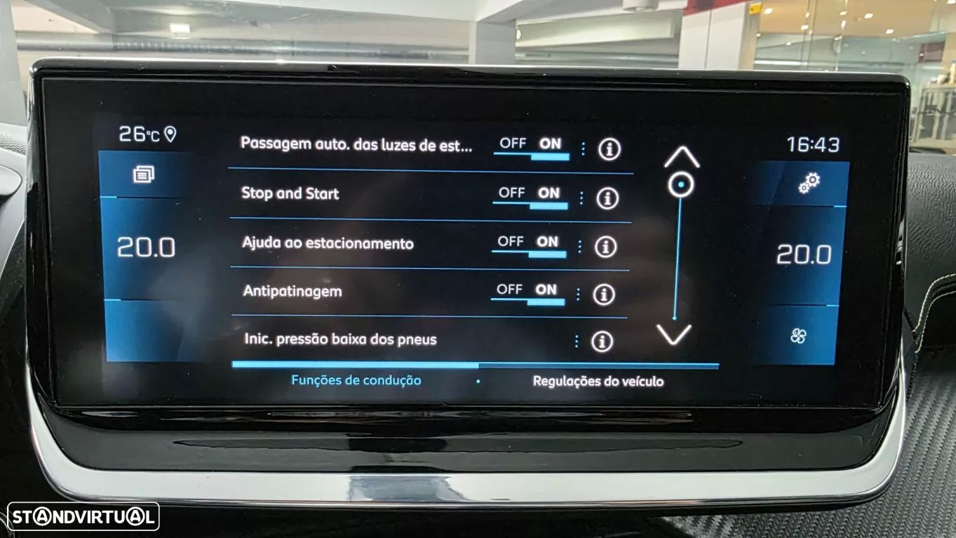 Peugeot 2008 1.2 PureTech GT Line EAT8 - 37
