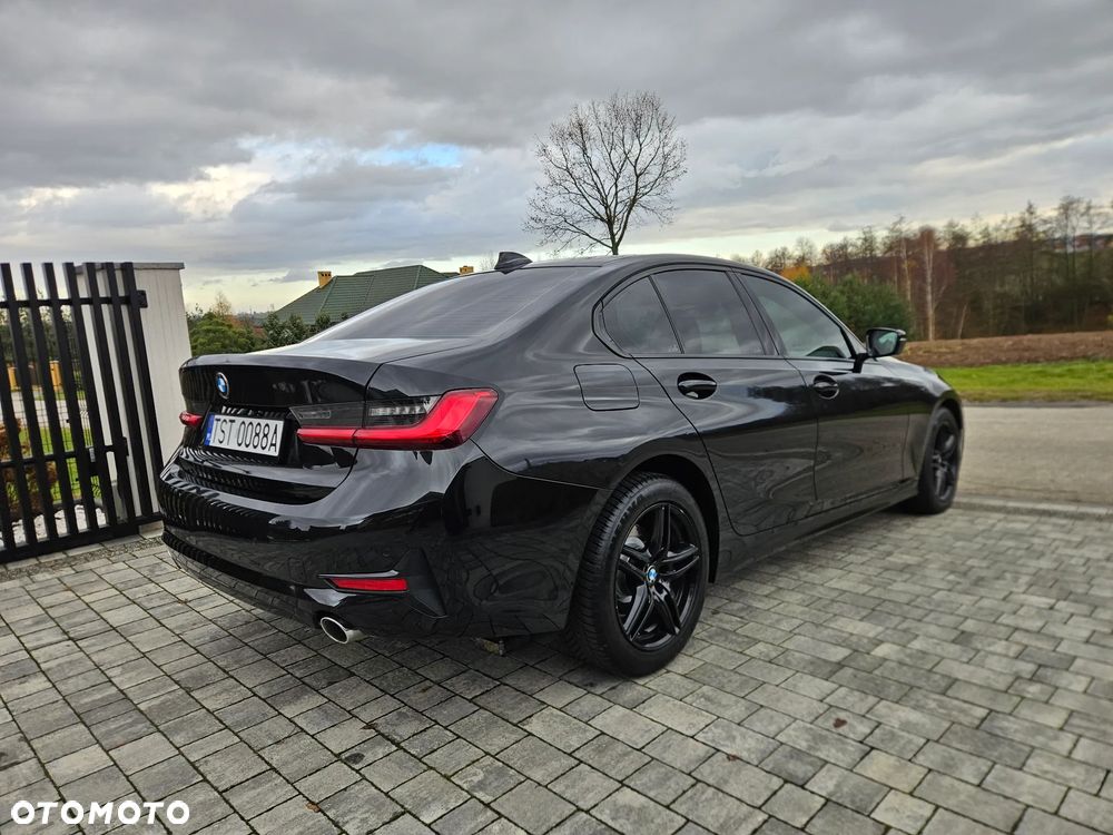 BMW Seria 3 318d Edition M Sport Shadow - 6