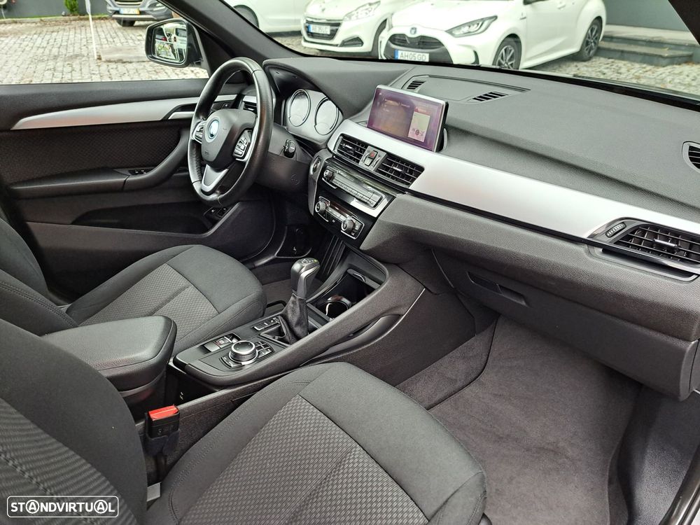 BMW X1 25 e xDrive Corporate Edition - 20