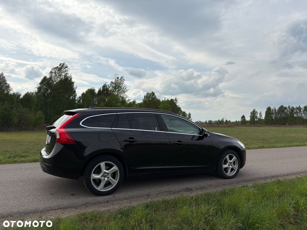 Volvo V60 D3 Geartronic Momentum - 5