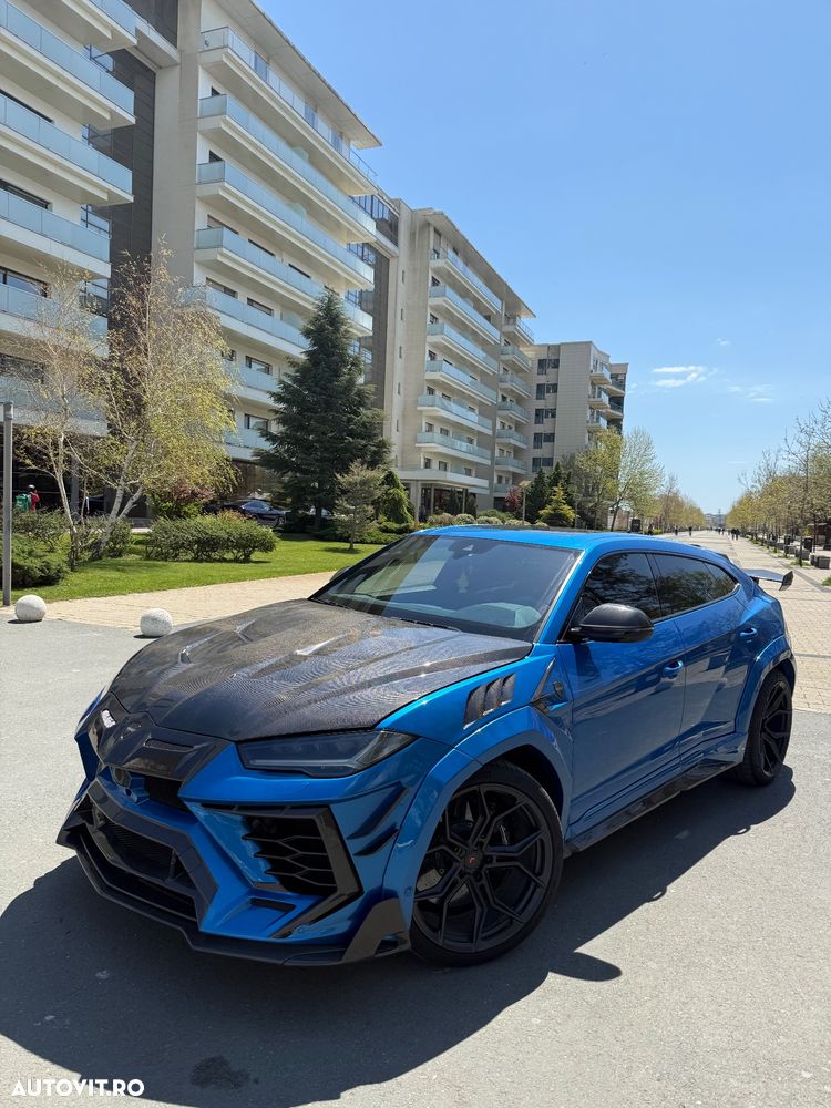 Lamborghini URUS - 37