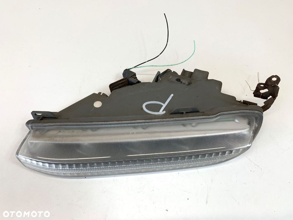 LAMPA DRL PRAWY PRZÓD  HONDA CIVIC IX (FK) 2012 - 2022 1.4 i-VTEC (FK1) 73 kW [99 KM] benzyna 2012 - 2