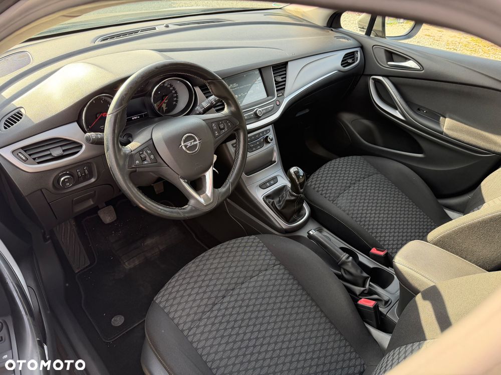 Opel Astra 1.4 Turbo Edition - 37