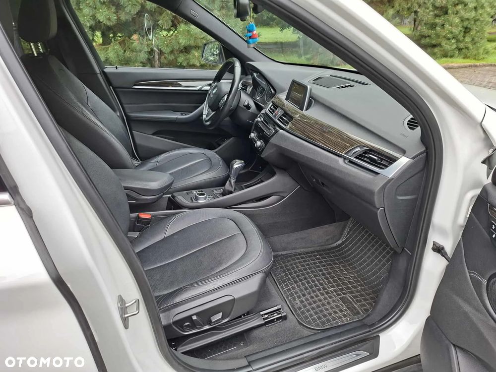 BMW X1 - 10