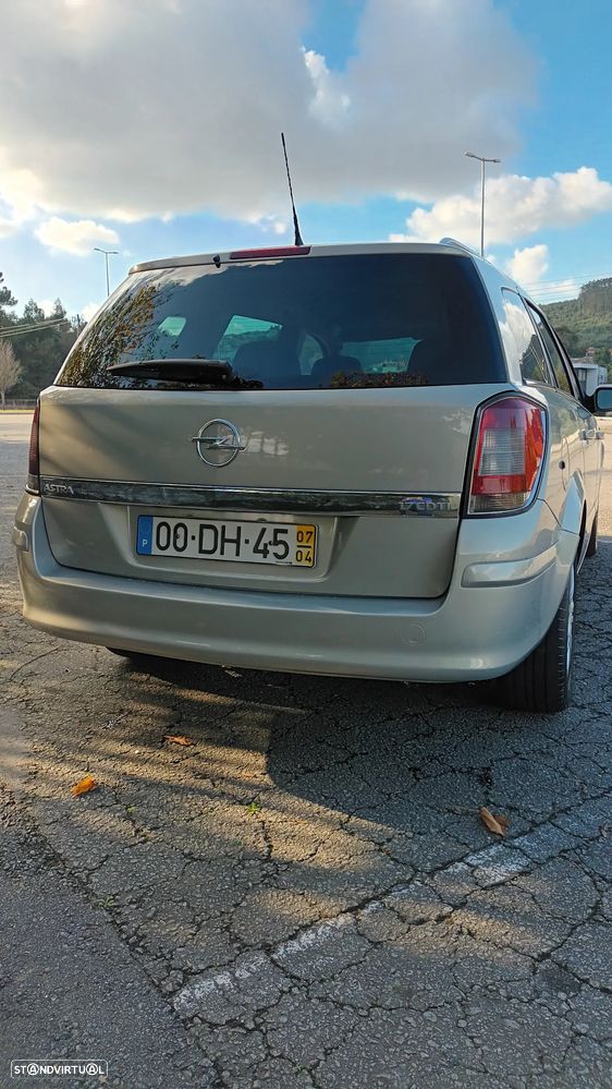Opel Astra Caravan 1.7 CDTi Cosmo - 4