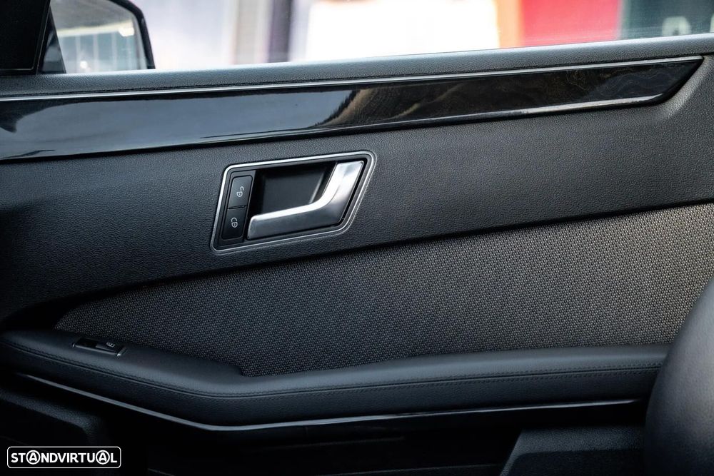 Mercedes-Benz E 220 BlueTEC 9G-TRONIC Avantgarde - 32
