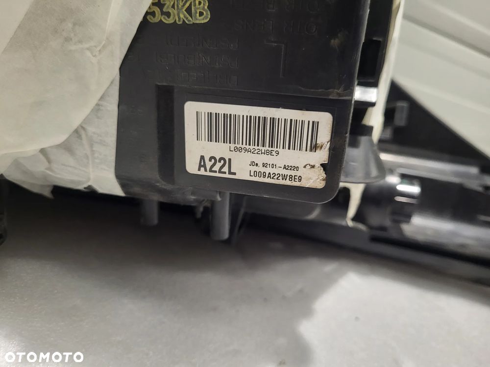 KIA Ceed II SOCZEWKA Z LED PRZÓD STRONA LEWA 92101-A2220 - 4