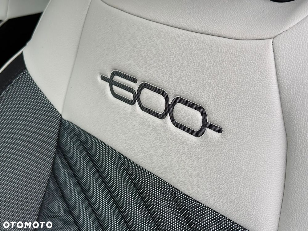 Fiat 600 HYBRID 125 Jahre Edition - 16