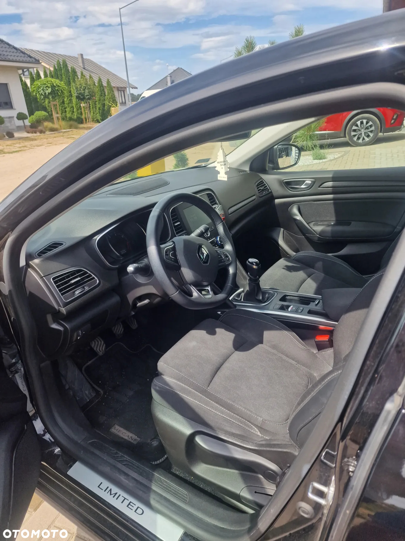 Renault Megane 1.3 TCe FAP Limited - 6