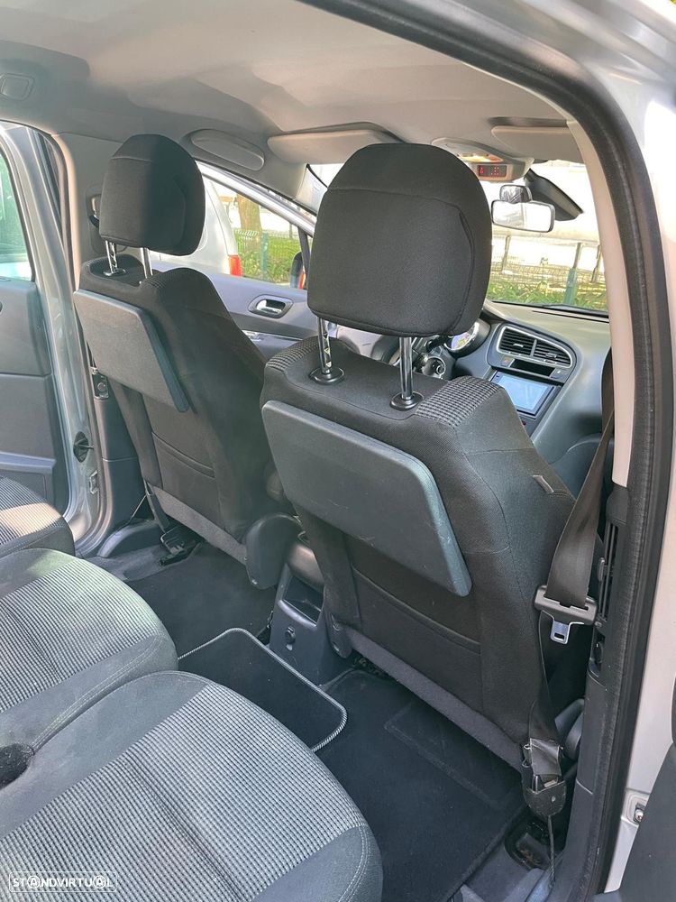 Peugeot 5008 1.6 HDi Executive CMP6 - 10