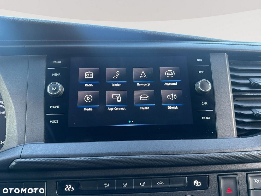 Volkswagen Caravelle - 20