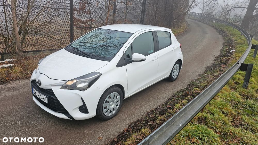 Toyota Yaris 1.5 Active - 2