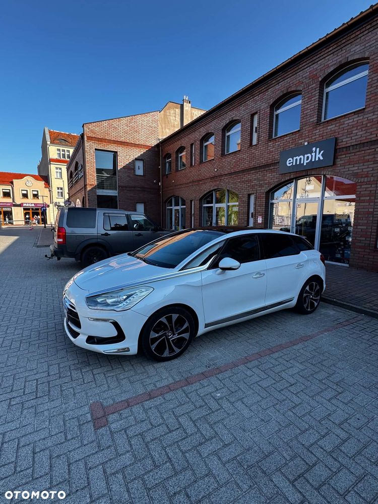 Citroën DS5 2.0 HDi SoChic - 3