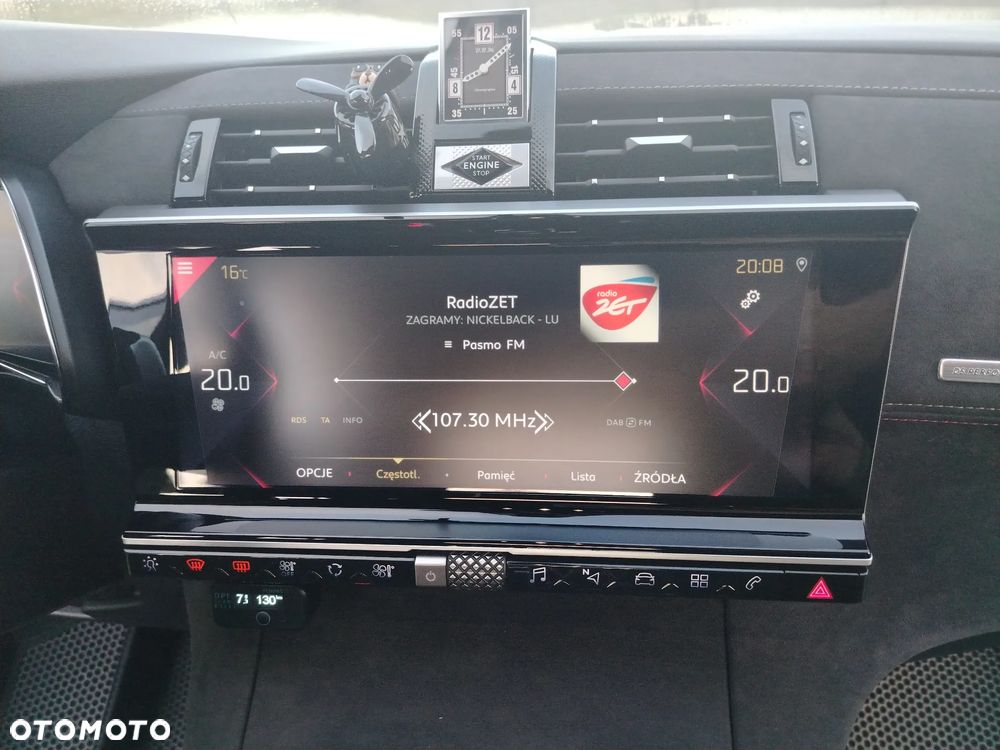 DS Automobiles DS 7 Crossback 2.0 BlueHDi Performance Line + - 34