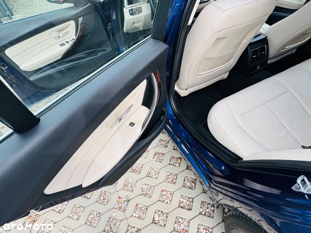 BMW Seria 3 318d Sport Line - 18