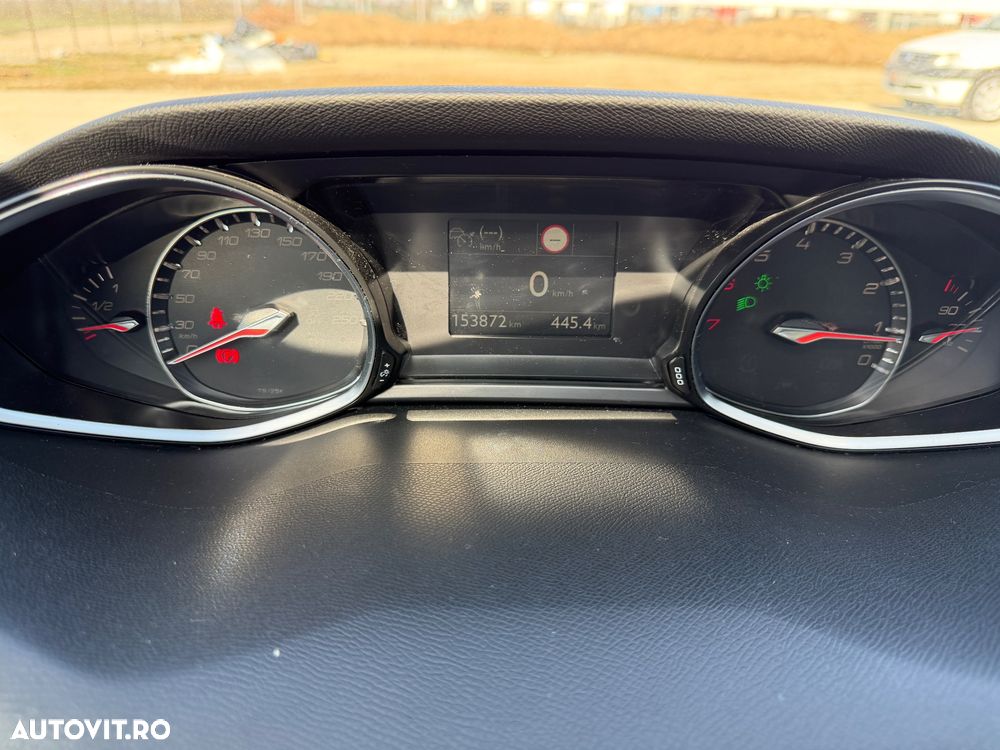 Peugeot 308 PureTech 130 GPF Stop & Start Allure Pack - 29