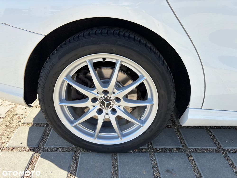 Mercedes-Benz CLA 250 4-Matic - 11
