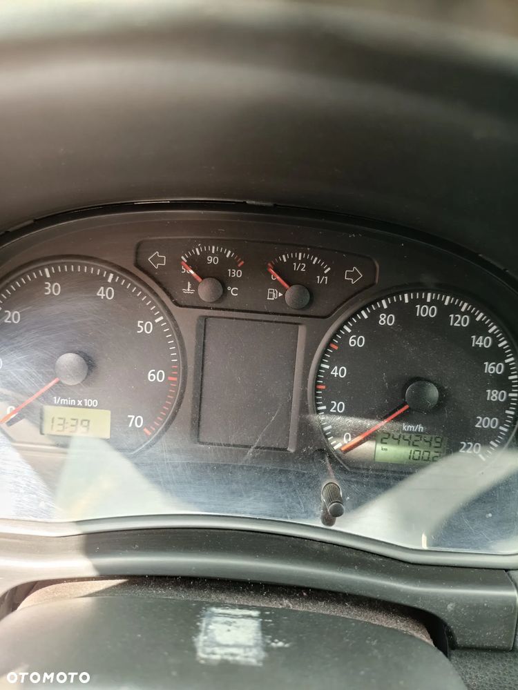 Volkswagen Polo 1.4 United - 8