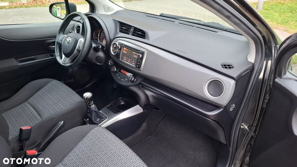 Toyota Yaris 1.33 VVT-i Executive - 9