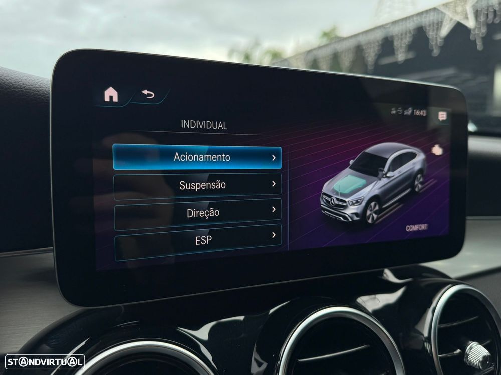 Mercedes-Benz GLC 300 de Coupé 4Matic - 57