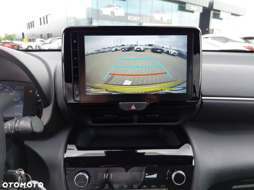 Toyota Yaris Cross Hybrid 1.5 Comfort - 18