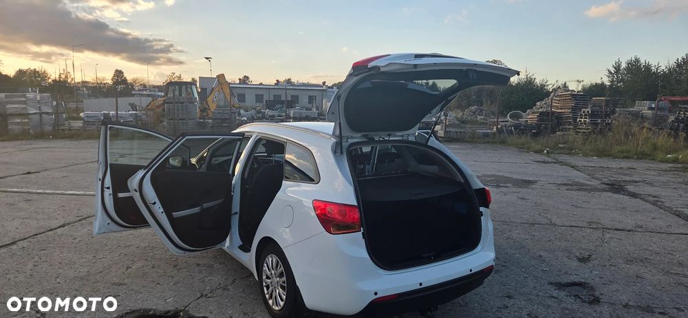 Kia Ceed 1.6 CRDi S - 8