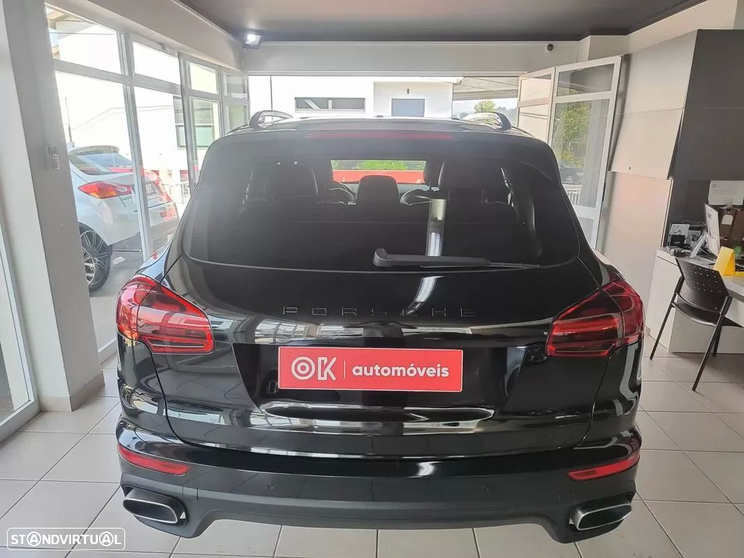 Porsche Cayenne Diesel Platinum Edition - 10