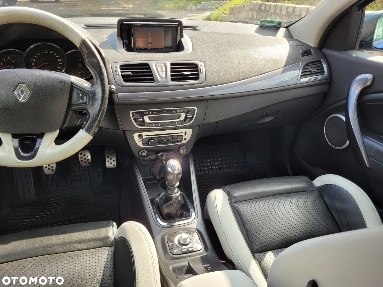 Renault Megane 1.6 dCi Energy Bose Edition - 30