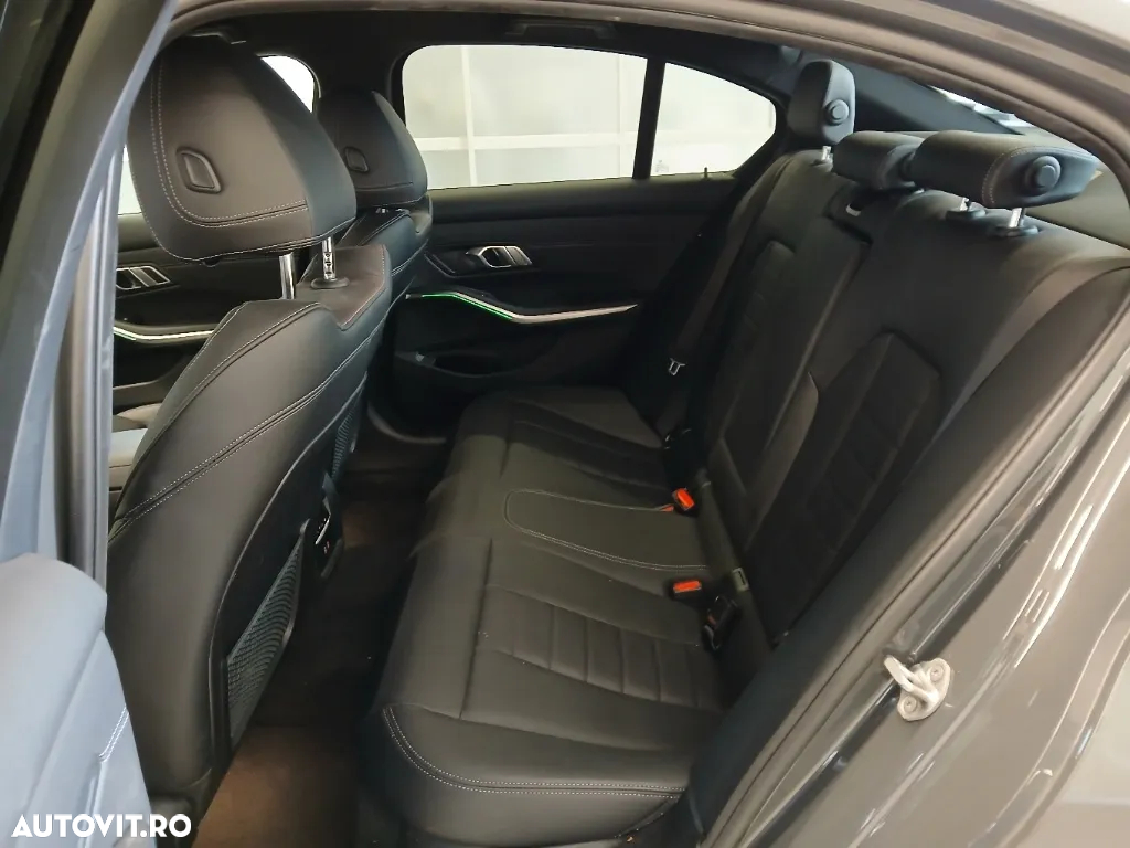 BMW Seria 3 320d xDrive Aut. M Sport - 15
