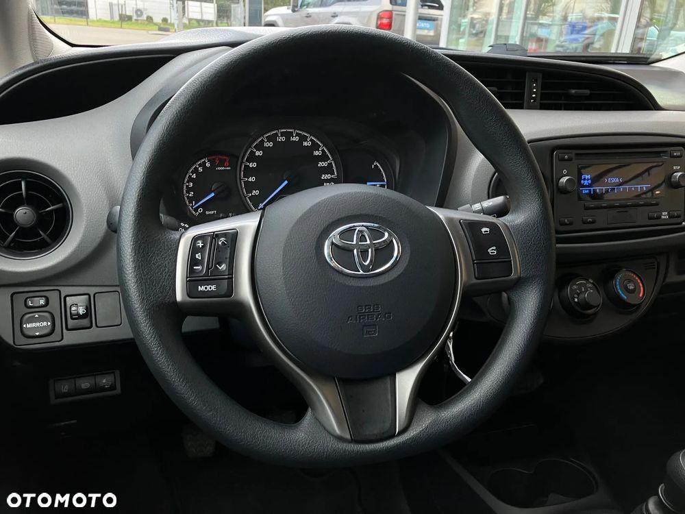 Toyota Yaris 1.5 Active - 17