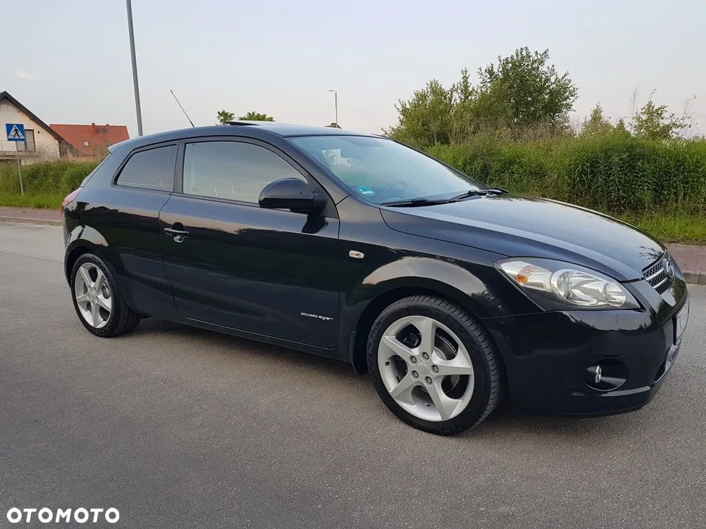 Kia ProCeed Pro_cee'd 2.0 Optimum + - 1