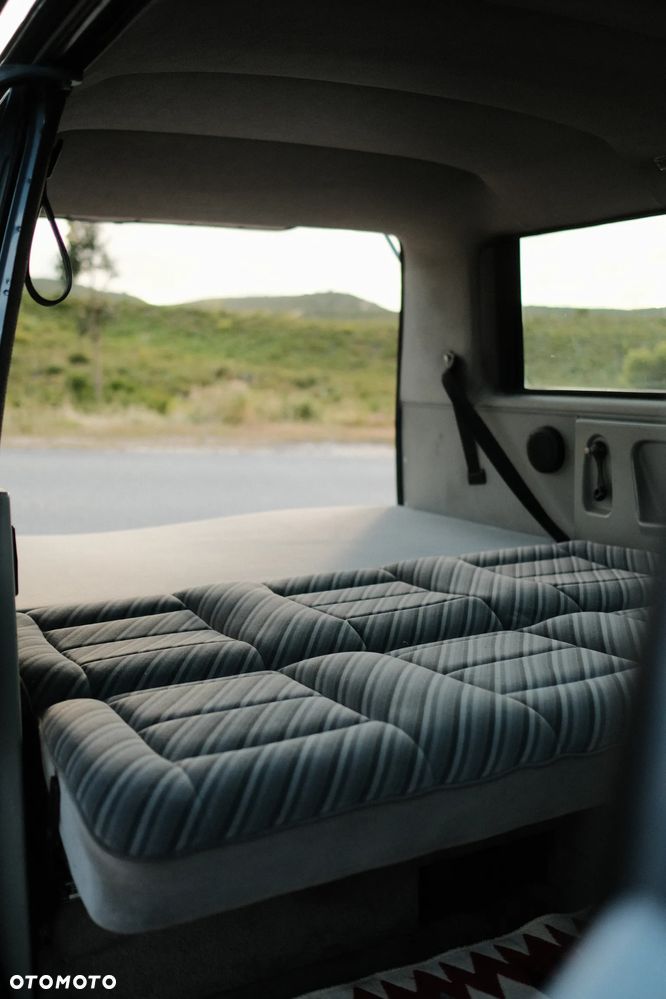 Volkswagen Multivan - 19