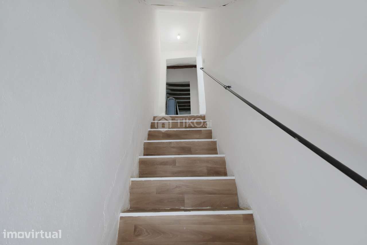 MORADIA T3 EM CAMPO MAIOR — INVESTIMENTO COM POTENCIAL - Grande imagem: 3/24