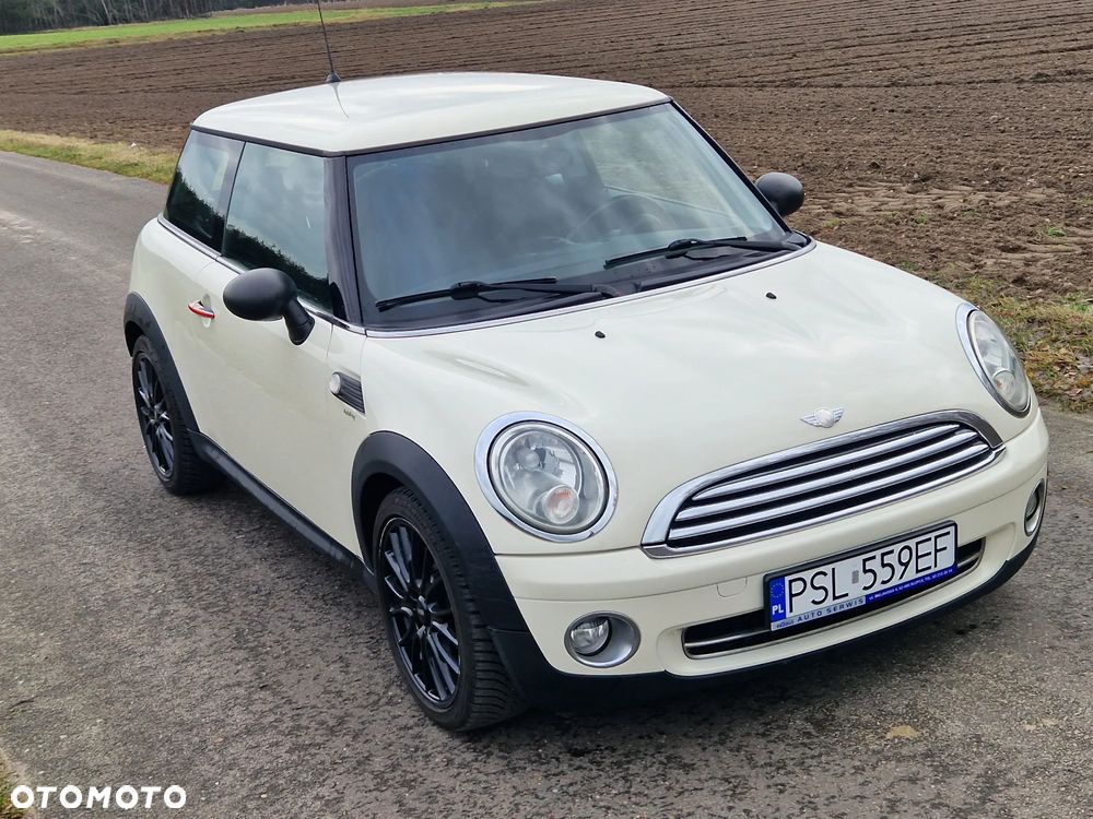 MINI ONE Brick Lane - 2