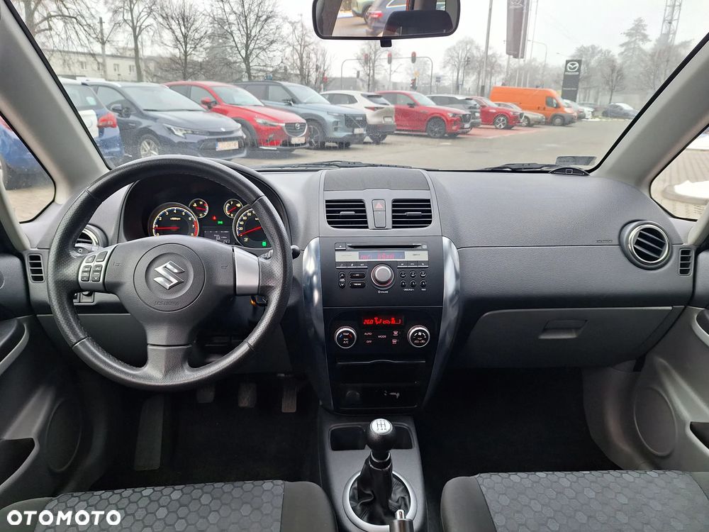 Suzuki SX4 1.6 Premium 4WD - 8