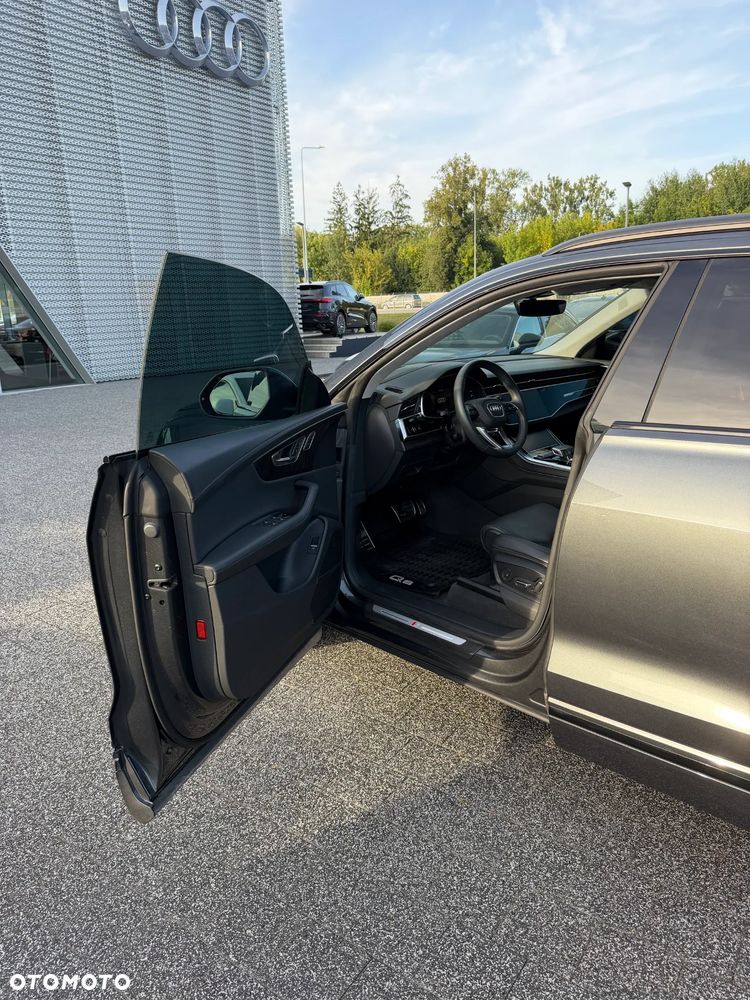 Audi Q8 55 TFSI mHEV Quattro Tiptronic - 17