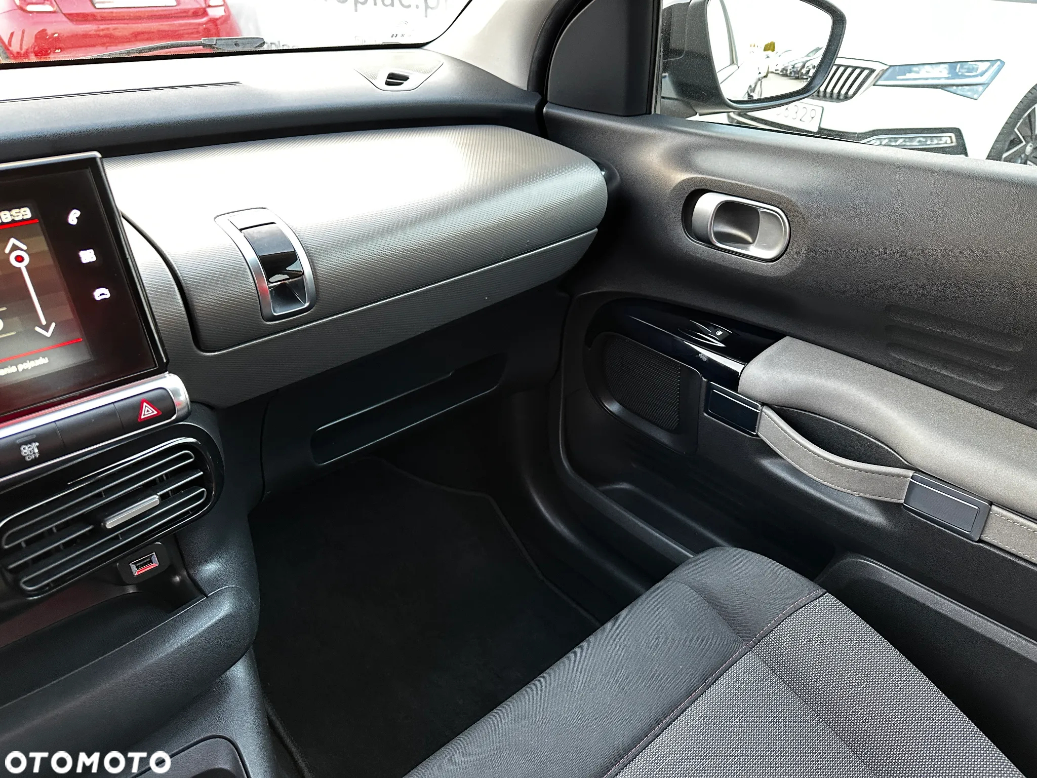 Citroën C4 Cactus - 17