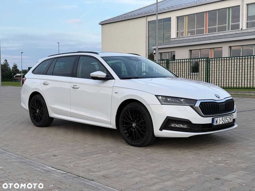 Skoda Octavia 2.0 TDI SCR Clever DSG - 8